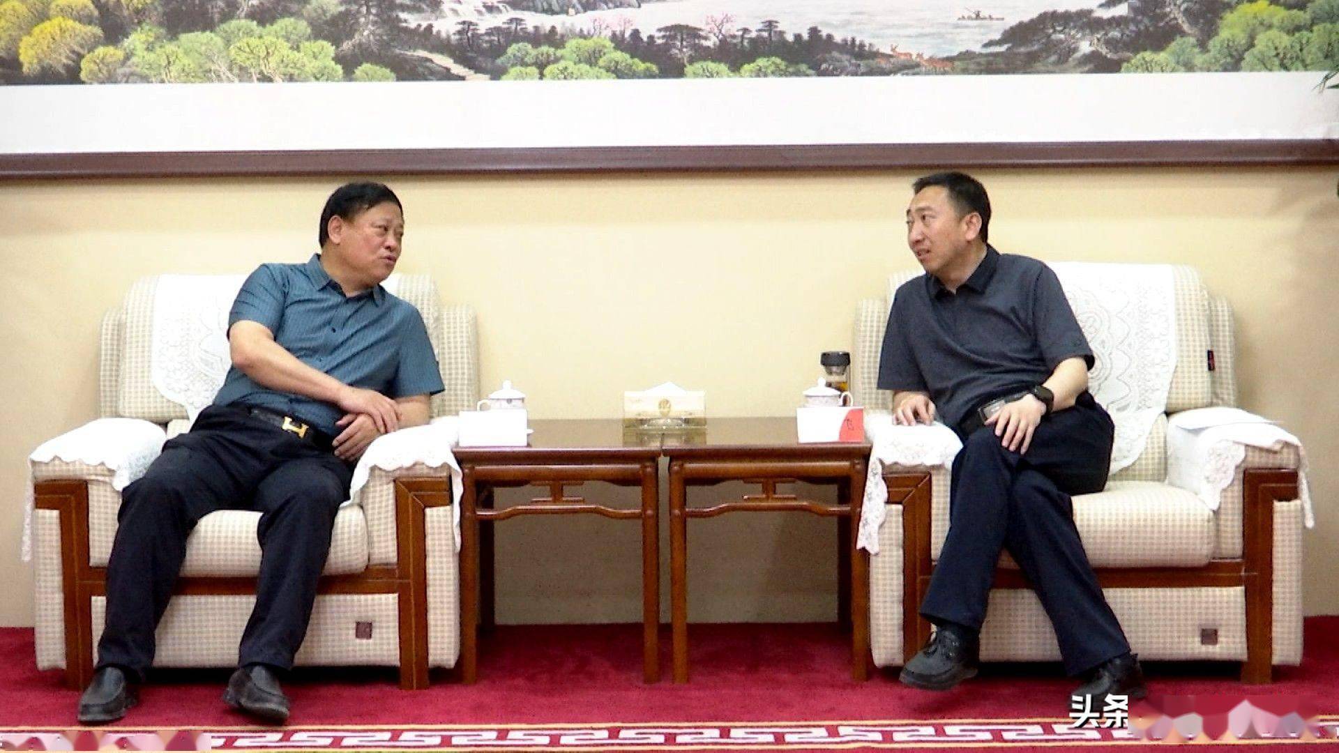 于鹏飞靳国全会见山西大象农牧集团有限公司董事长吕锐锋一行