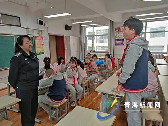西宁市贾小庄小学开展防震减灾疏散演练活动