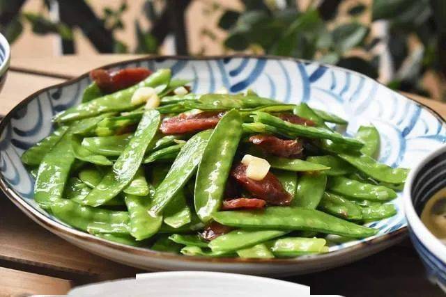 长豆角焯水多久才能熟 bbcea948c068481cb12c322bab2f6b53.jpeg