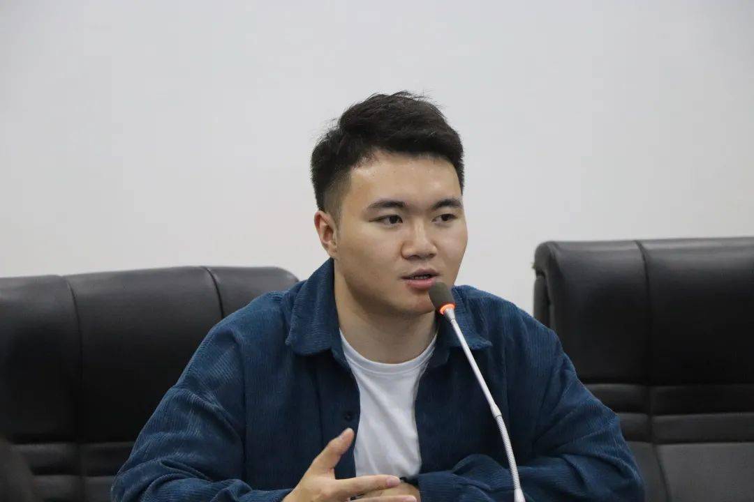 快看|主持人技能提升培训班开班啦!_伍豪