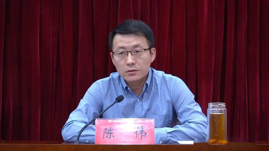 县委副书记,县长候选人陈伟表示衷心感谢组织的信任与重托,从城区来到