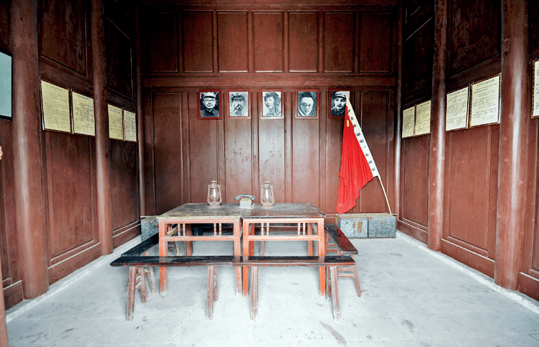 一起走进扎西学党史