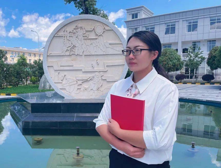 党的故事我来讲永不凋谢的井冈兰