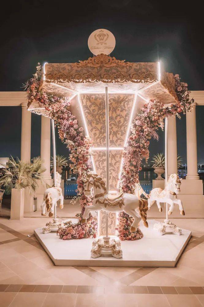 【520爱情攻略】迪拜范思哲宫殿酒店豪华意餐vanitas!