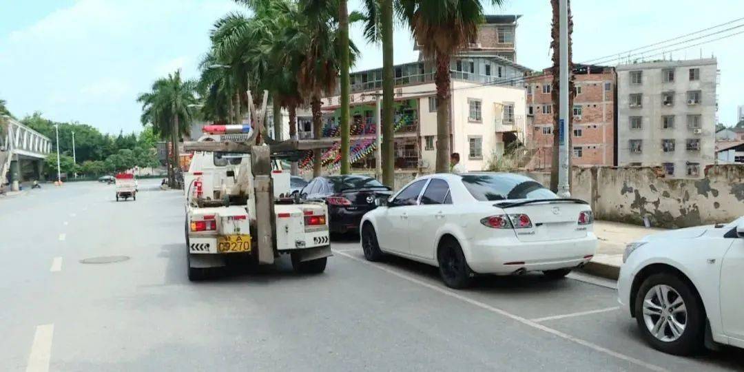 怎样可以长期有效的清理牙结石 40b8d002d2f74fd99d54b313def19a57.jpeg