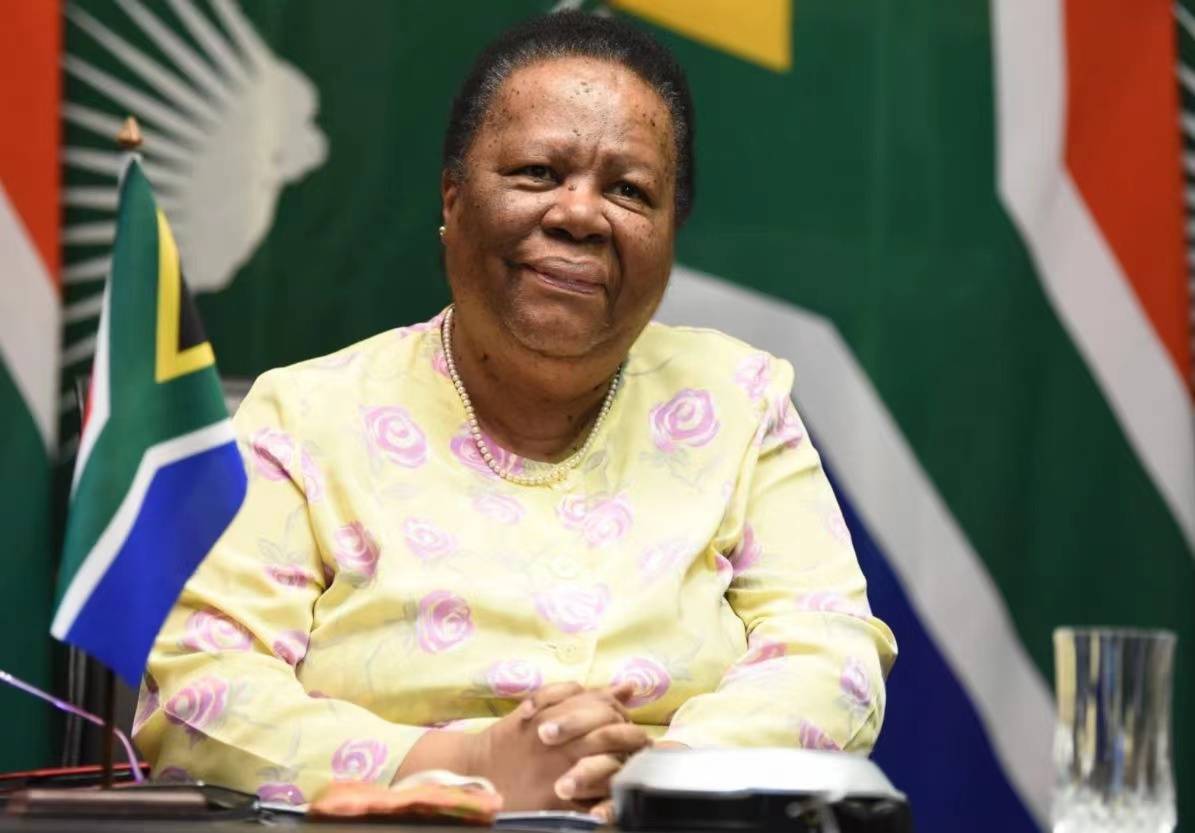 南非宣布将关闭十个驻外使领馆