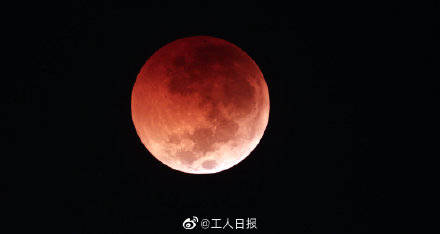 奇景|红色月全食+超级大月亮 年度最大最圆月来了