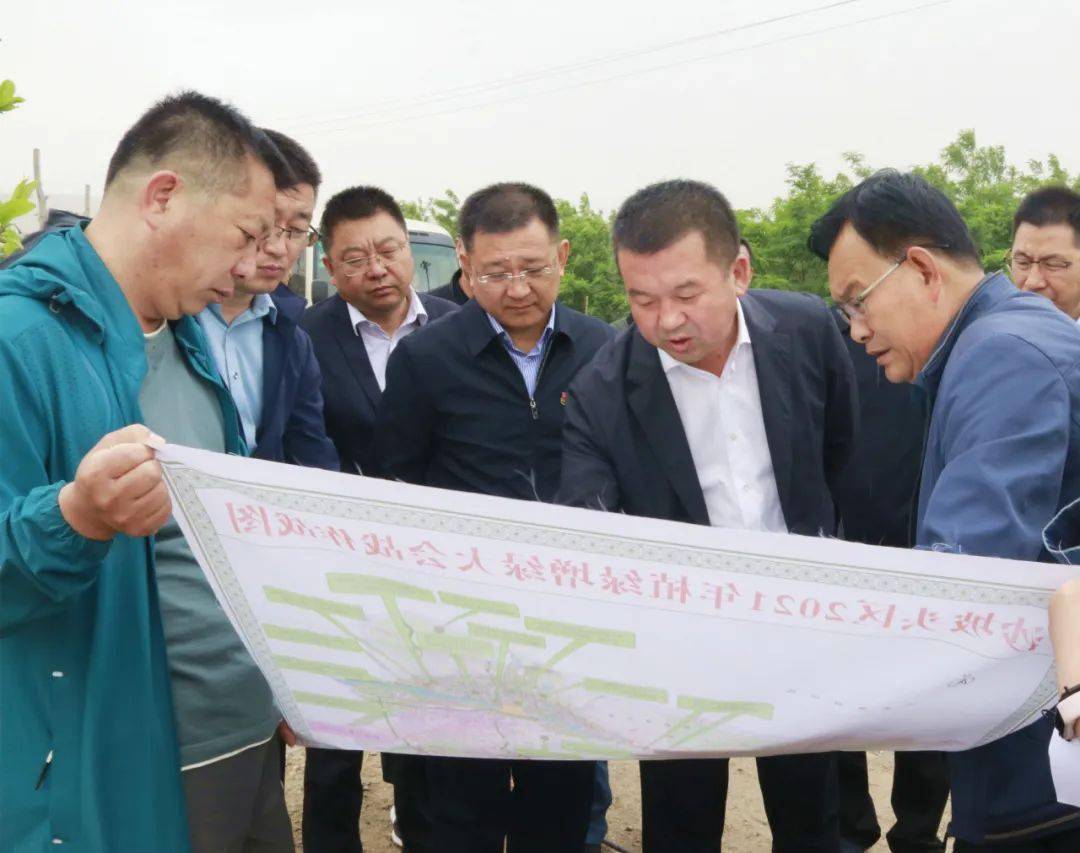 马洪海调研督办沙坡头区重点工程项目,生态修复等工作时要求 坚定信心