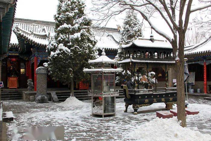 探秘老包头古迹南龙王庙