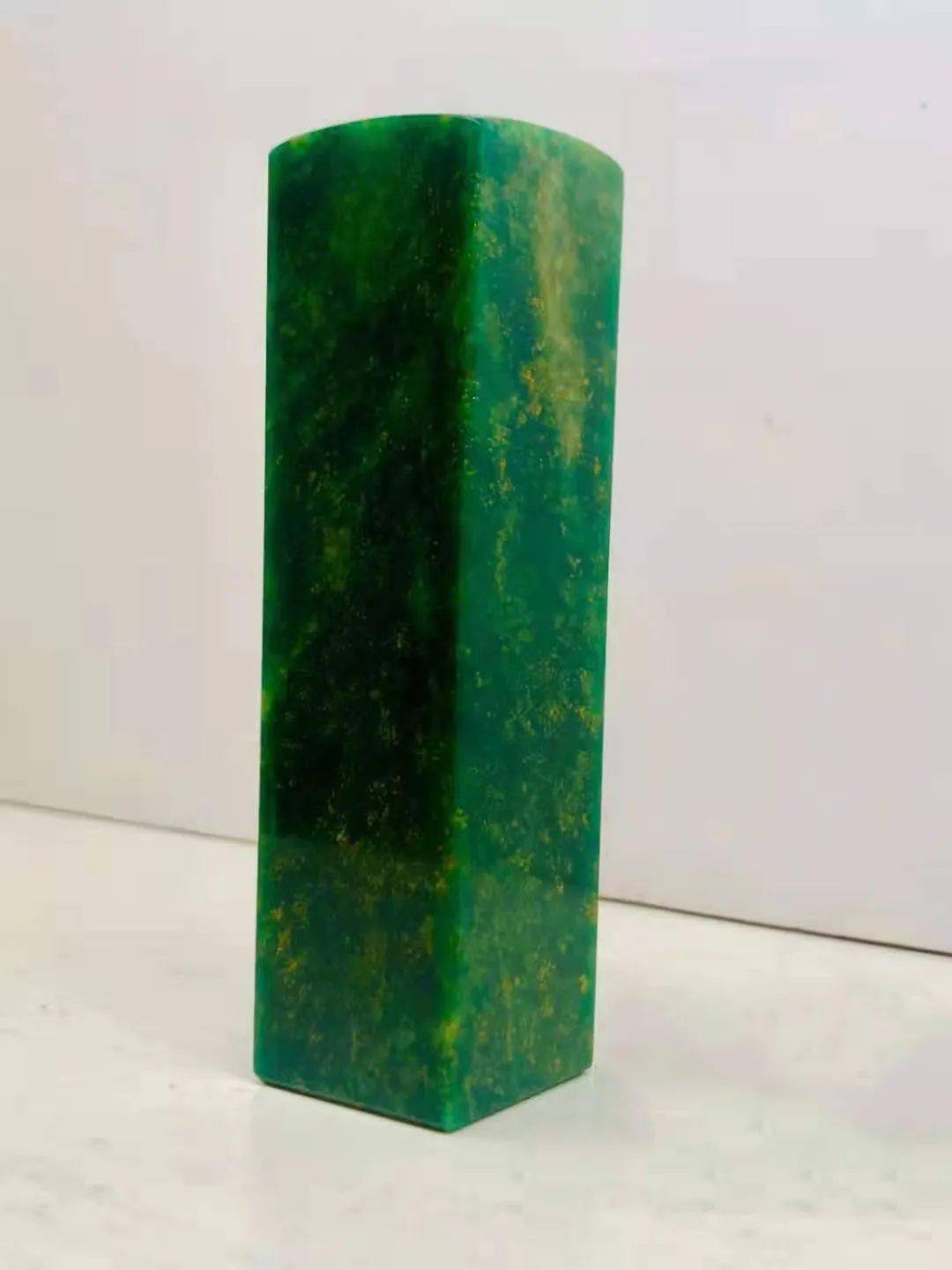 0元起拍60件拍品首次曝光广宁首场广绿玉拍卖会你不能错过