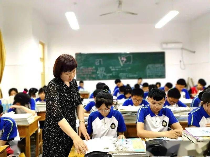 清泉中学教师刘书敏做客教育时空