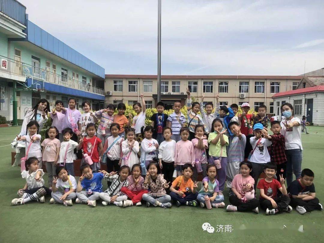 礼遇小学筑梦成长济南市槐荫区康城幼教集团吴家堡园参观小学活动