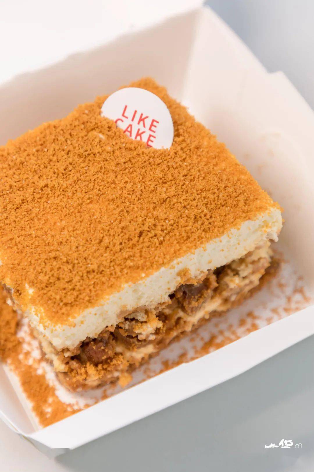 软fufu的豆乳麻薯蛋糕,可是sevenbus超经典豆乳系列之一,加上咖啡拿铁