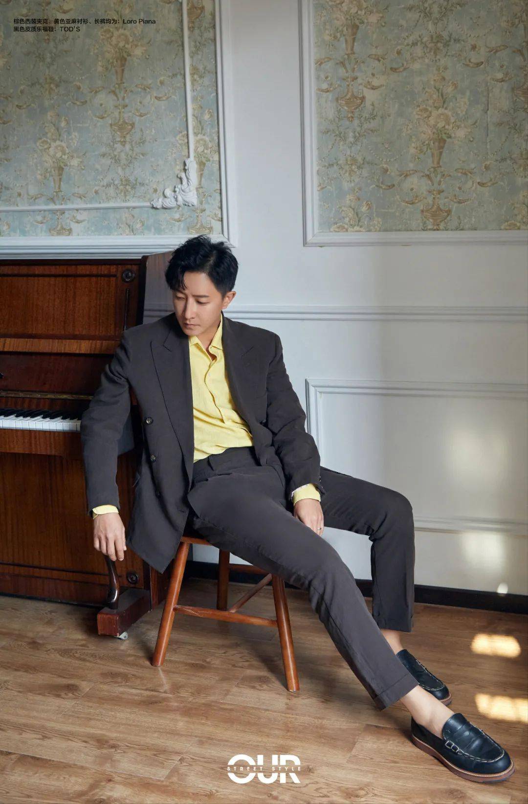 那就跟随韩庚一起穿起来吧～虽然韩庚的身材已经非常好了,但拍摄期间