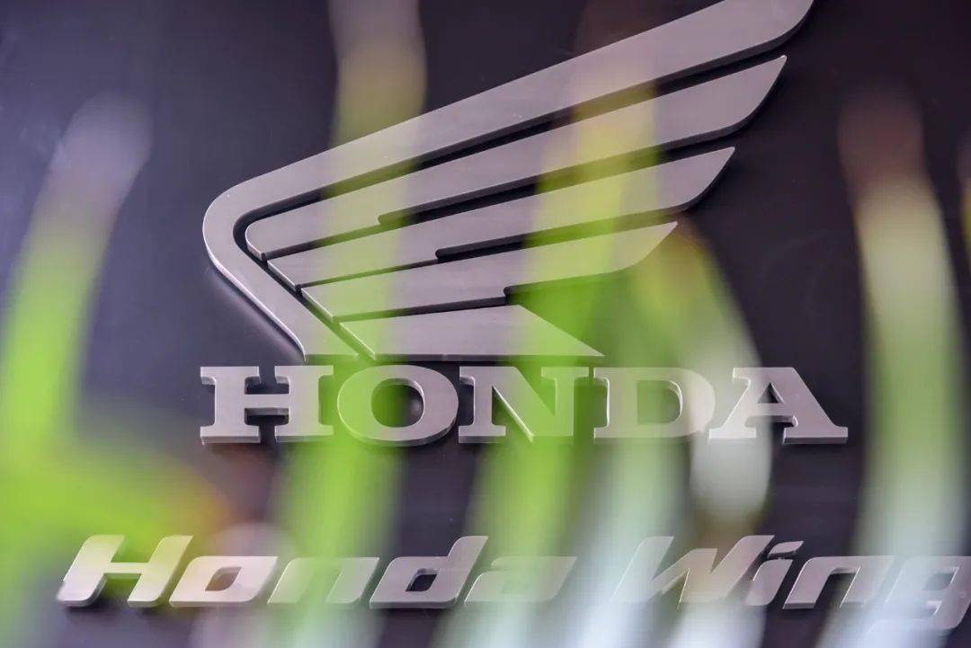 新大洲本田hondawing苏州旗舰店盛大开业