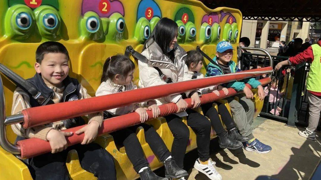 6月1日—儿童节进入"梦幻奥陶纪"微信公众号菜单栏"抽奖活动"使用时间