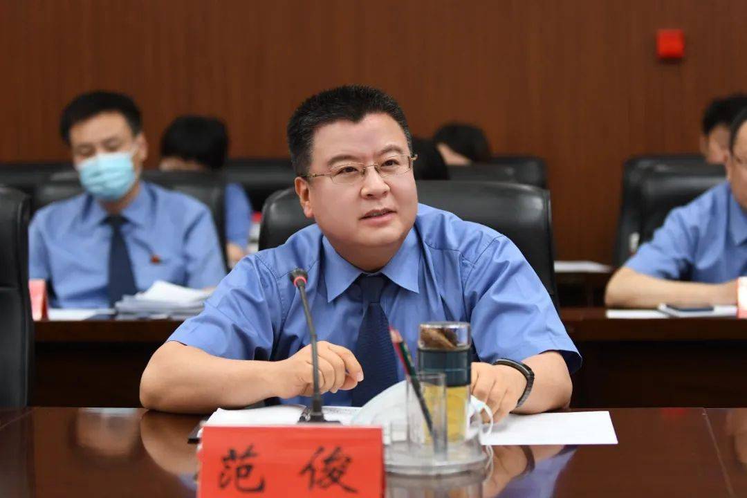 河南省教育整顿第一指导组组长张生起一行到郑州市人民检察院调研