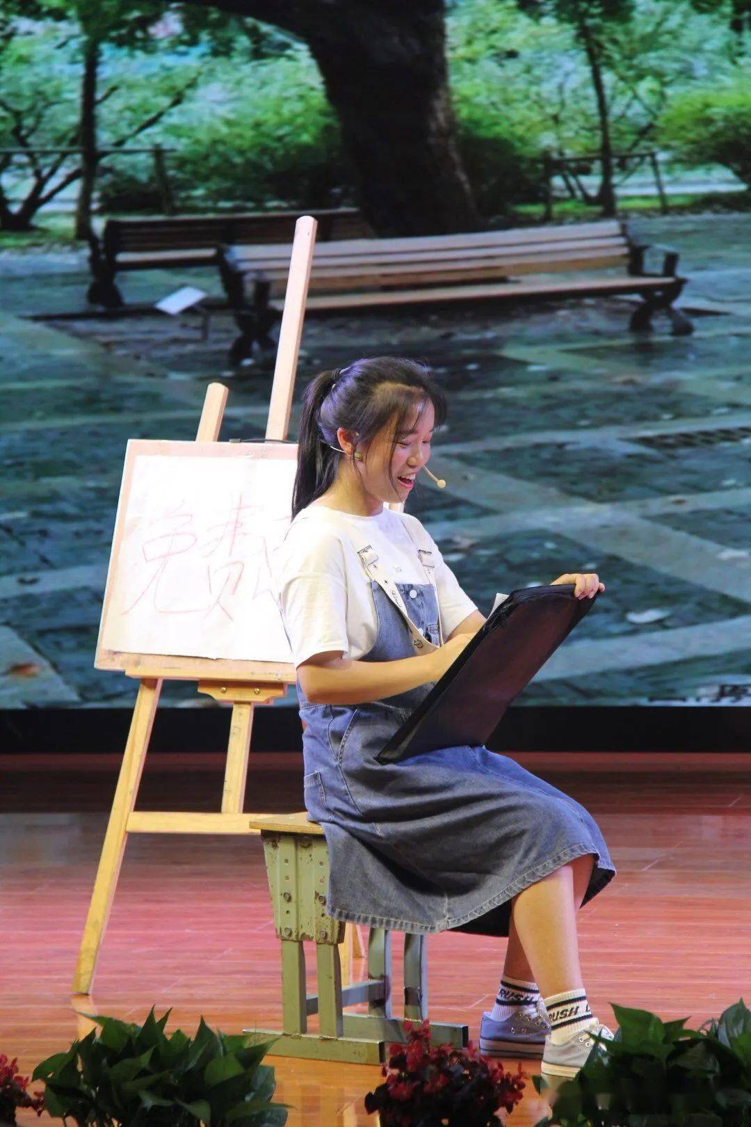 为你,千千万万遍——记筠连县中学第九届话剧节活动