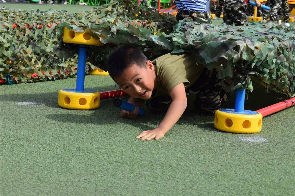 万荣县示范幼儿园学前教育集团庆六一家园联谊暨第二