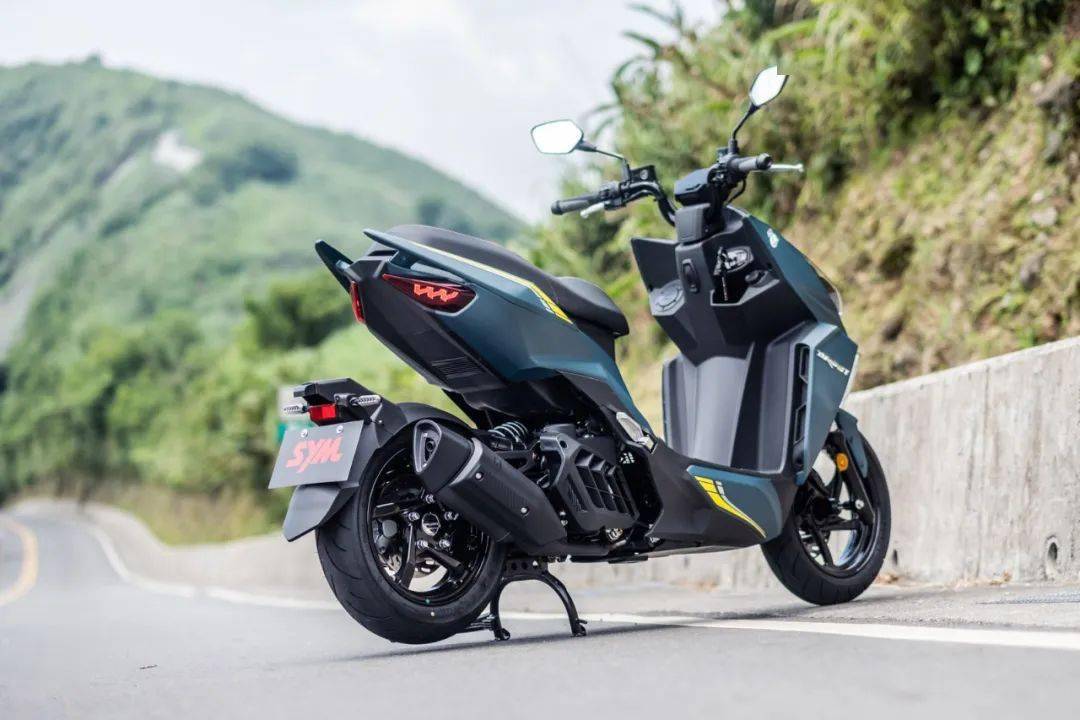 三阳新款drg bt r-edition台湾发布,加入tcs牵引力控制系统_搜狐汽车