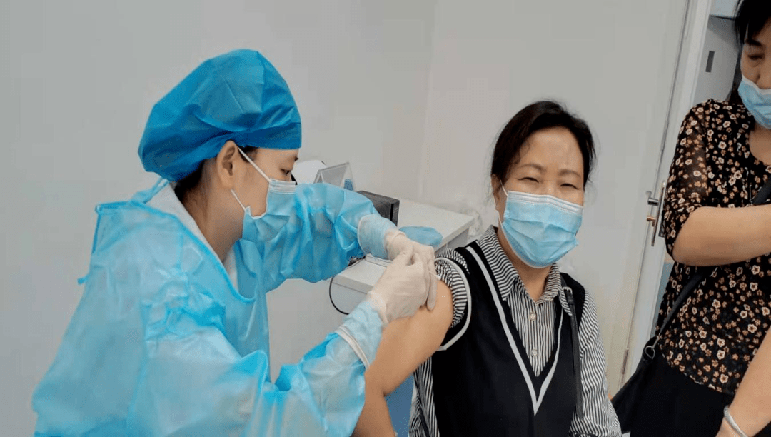 绵阳市:“四个一”机制高效推进新冠病毒疫苗接种_宣传