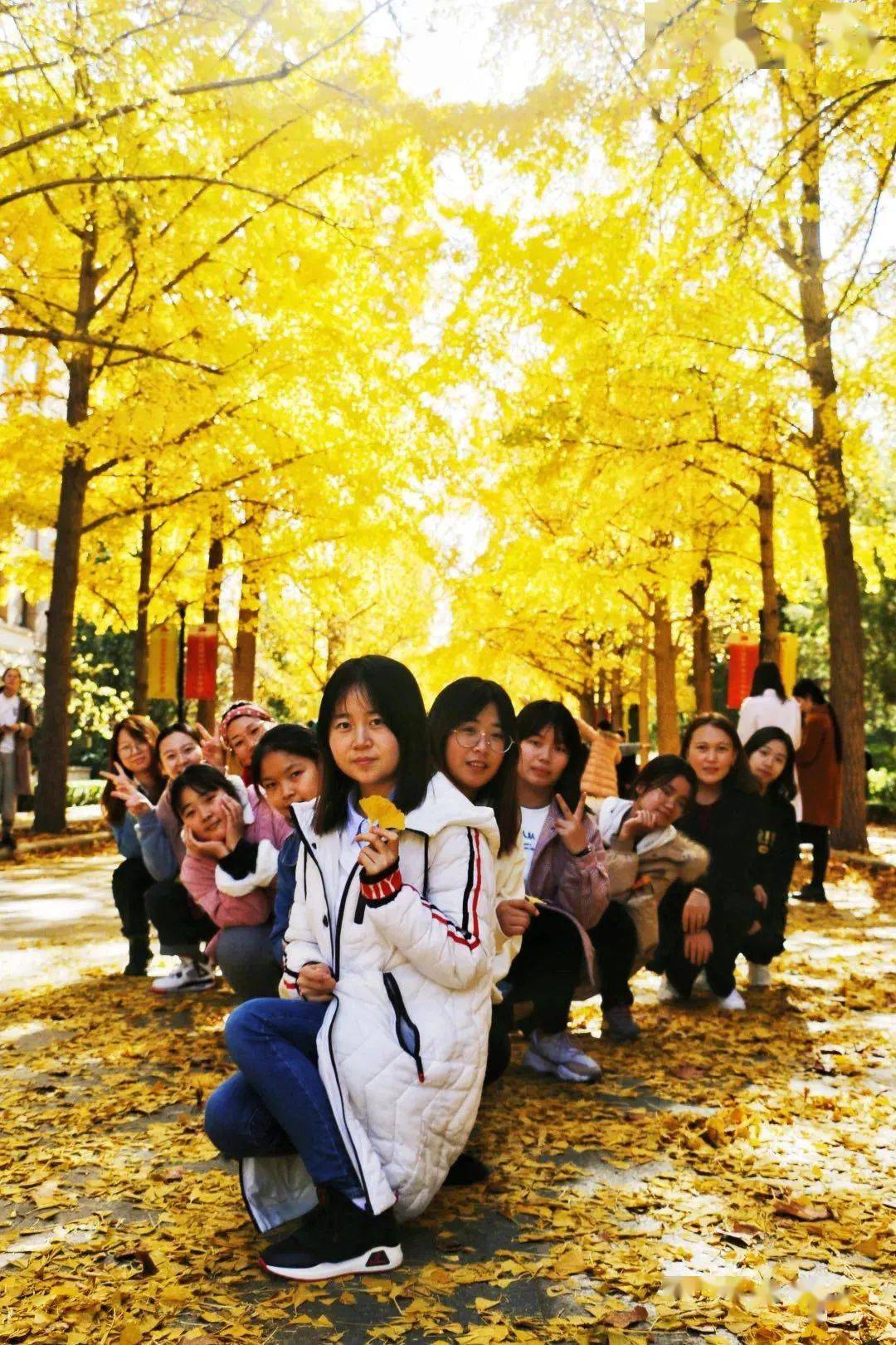 三,那年今日"那年今日"对比照征集活动:你是否还记得自己刚入学的模样