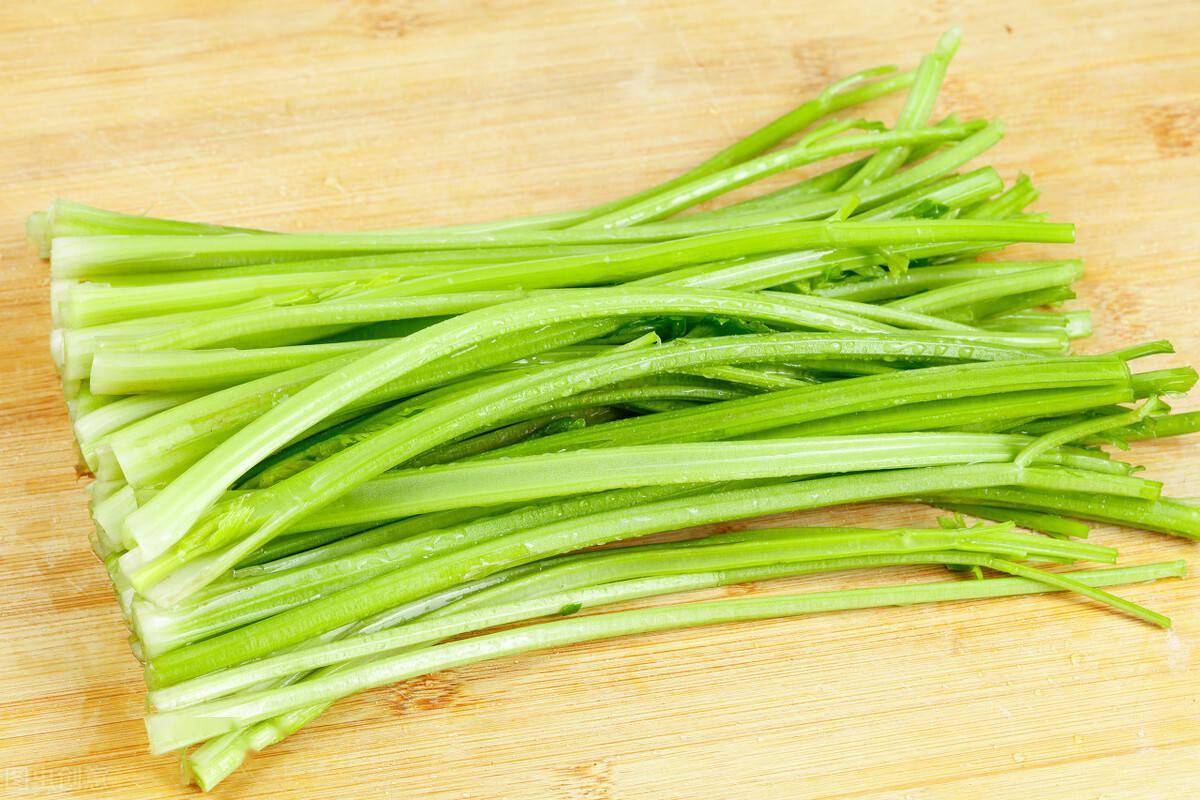 炒芹菜配什么肉 538ad92e7a524100ae567b7139702898.jpeg