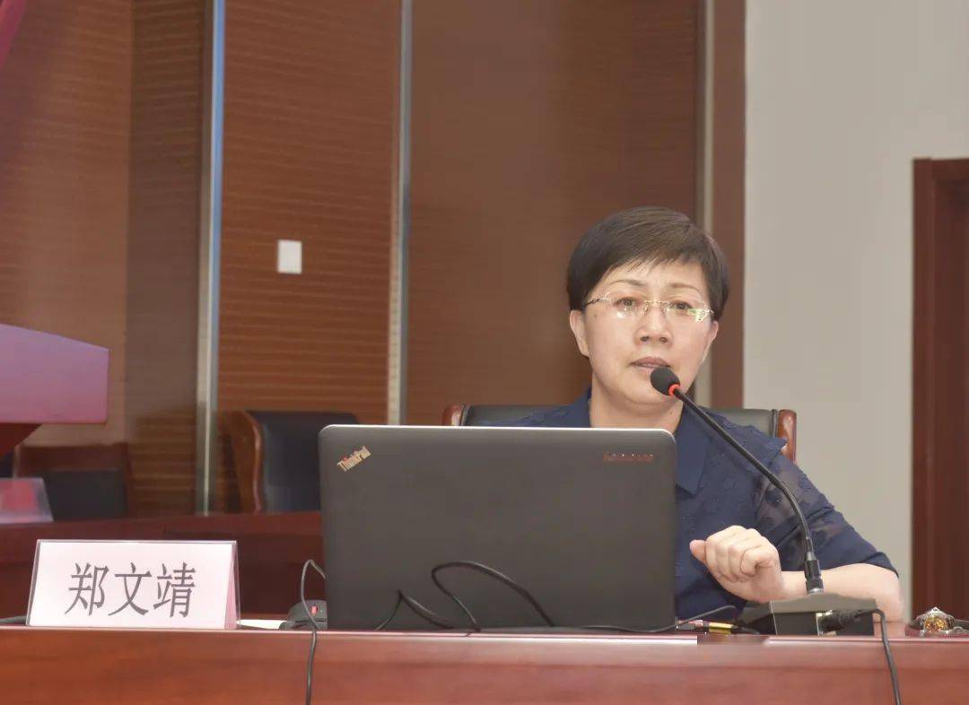 我院举行党史学习教育专题辅导报告会