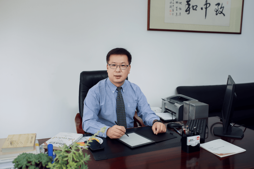 昆明市实验中学校长杨昆华祝福高考的同学,答好高考这份青春答卷,把