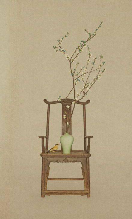 一枝梅,一个瓶:经典高贵的梅瓶_插花