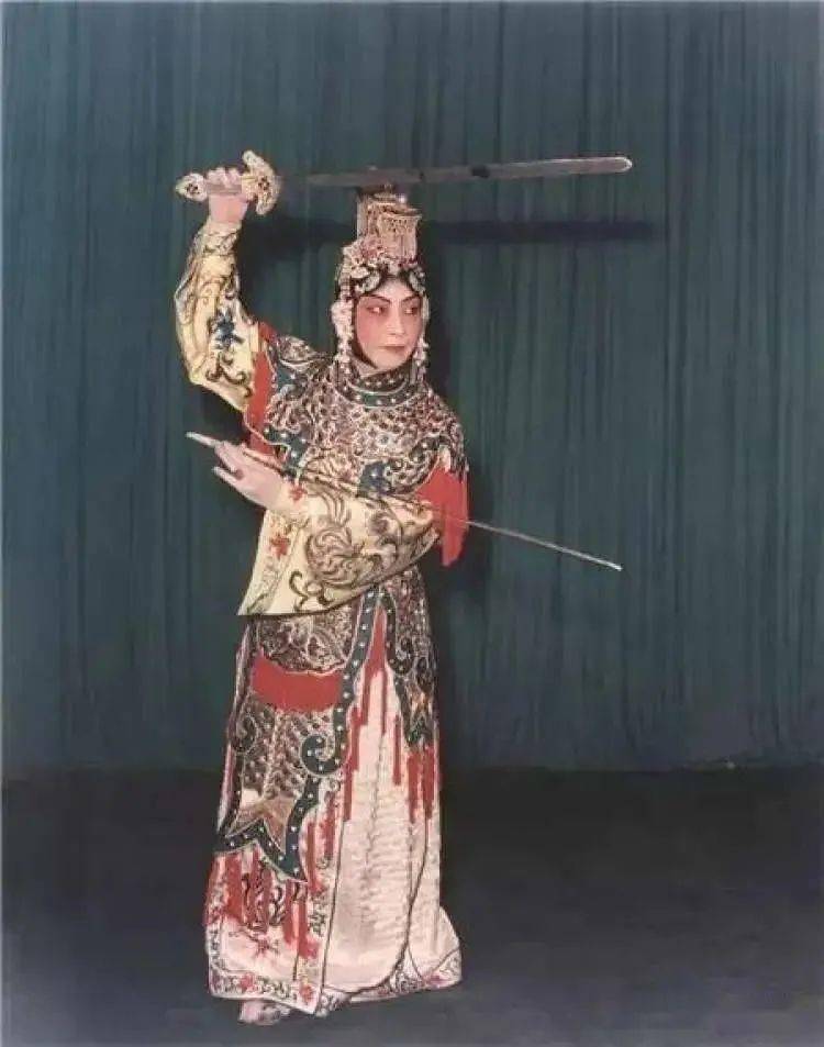 世界上最懂女人的戏曲大师是谁?_梅兰芳