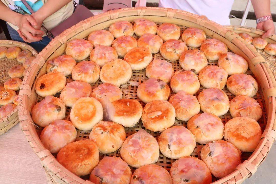 三合大油泡灵溪垂面豆腐肉圆麻糍手工麦芽糖饺饼筒糕粘非遗展示展销