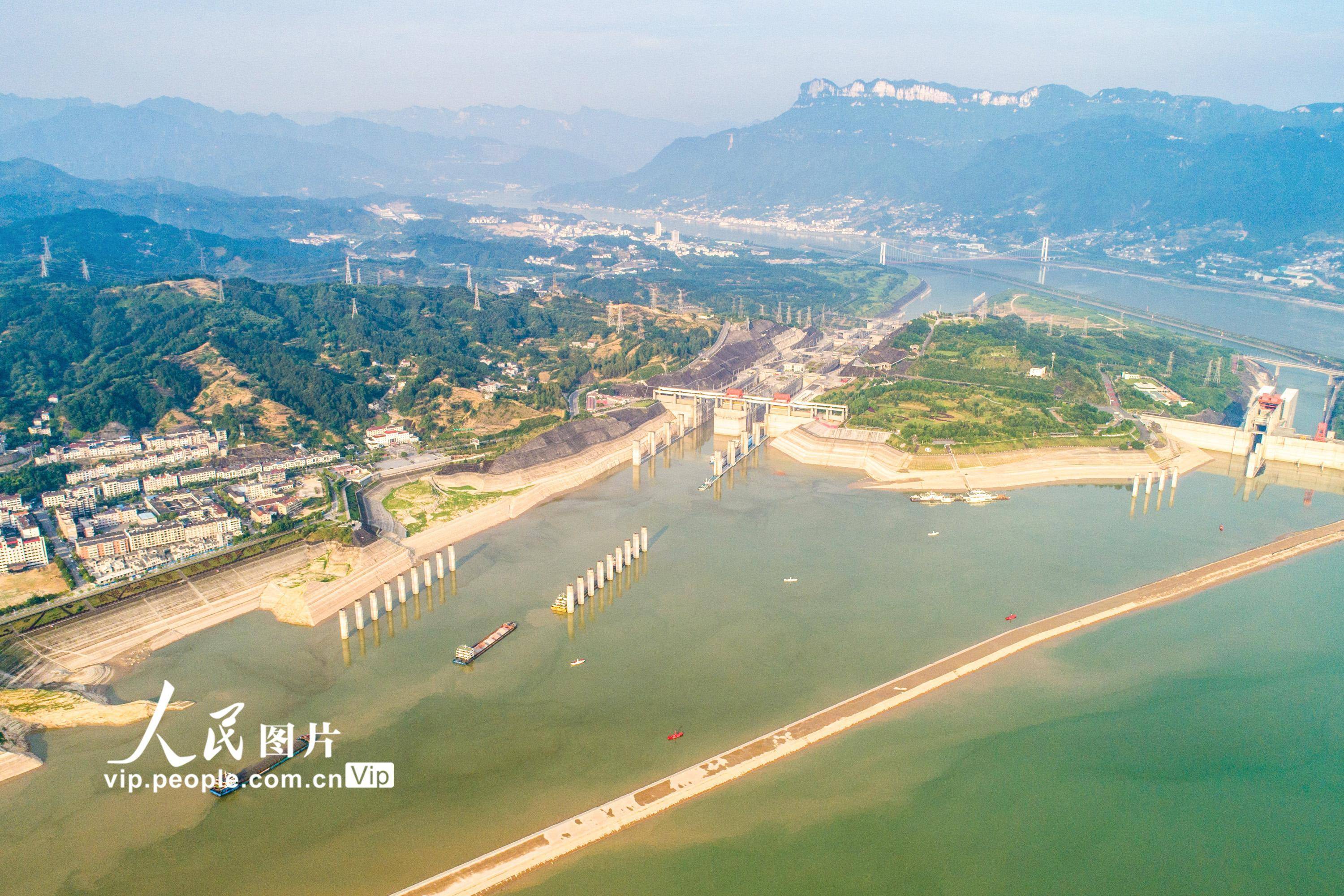 湖北宜昌三峡水库完成2021年水位消落任务