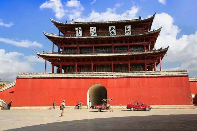 滇南邹鲁建水古城