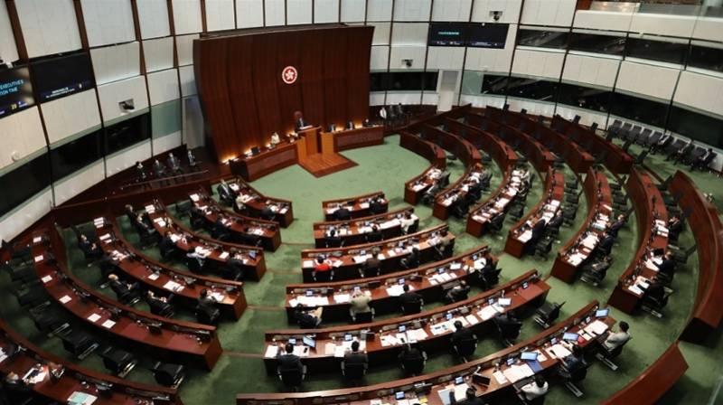 香港立法会通过修订议事规则建议！议员无故缺席致流会将罚款