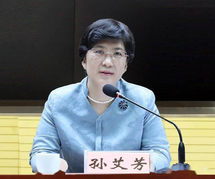 房瑞任喀喇沁旗委书记