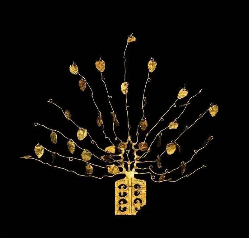 前燕花树状金步摇2021年5月18日,龙城春秋——三燕文化考古成果展在