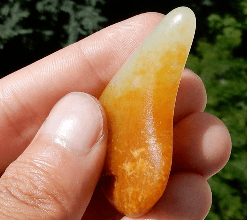 和田玉沁料皮色浓郁,戏称"重口味"!令人着迷!