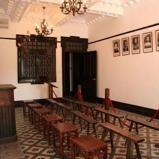 曹聚仁旧居曹聚仁著名战地记者,教授,作家.