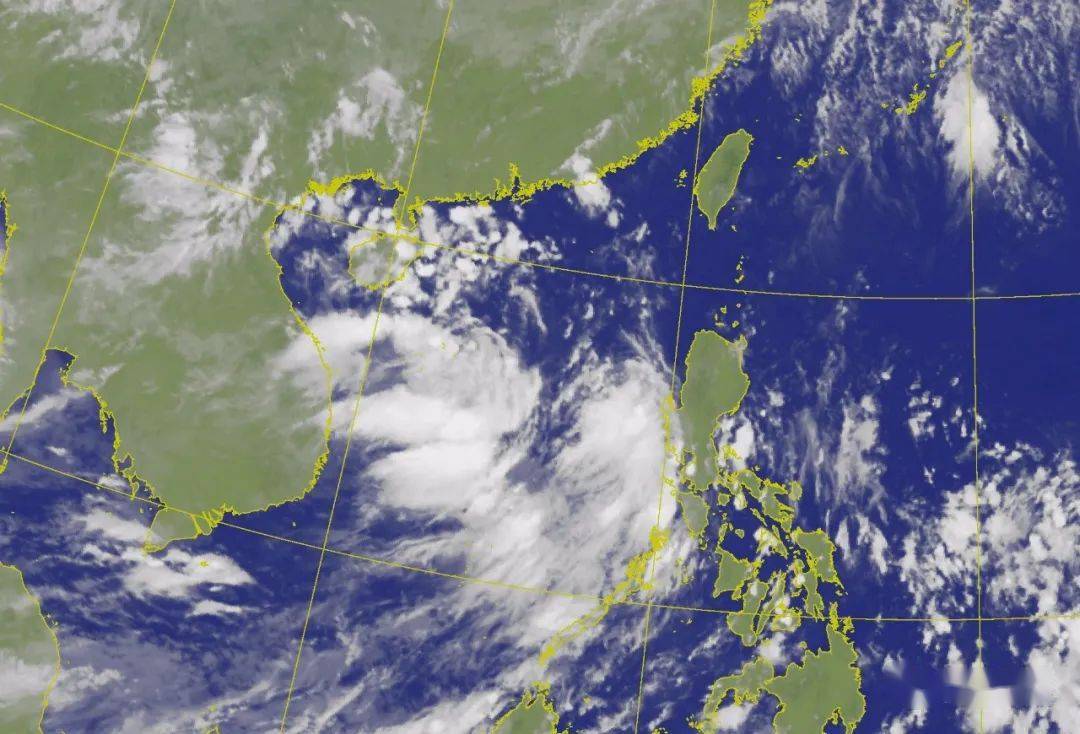 南海热带低压今夜或明早登陆海南! 周末全省有较强风雨!