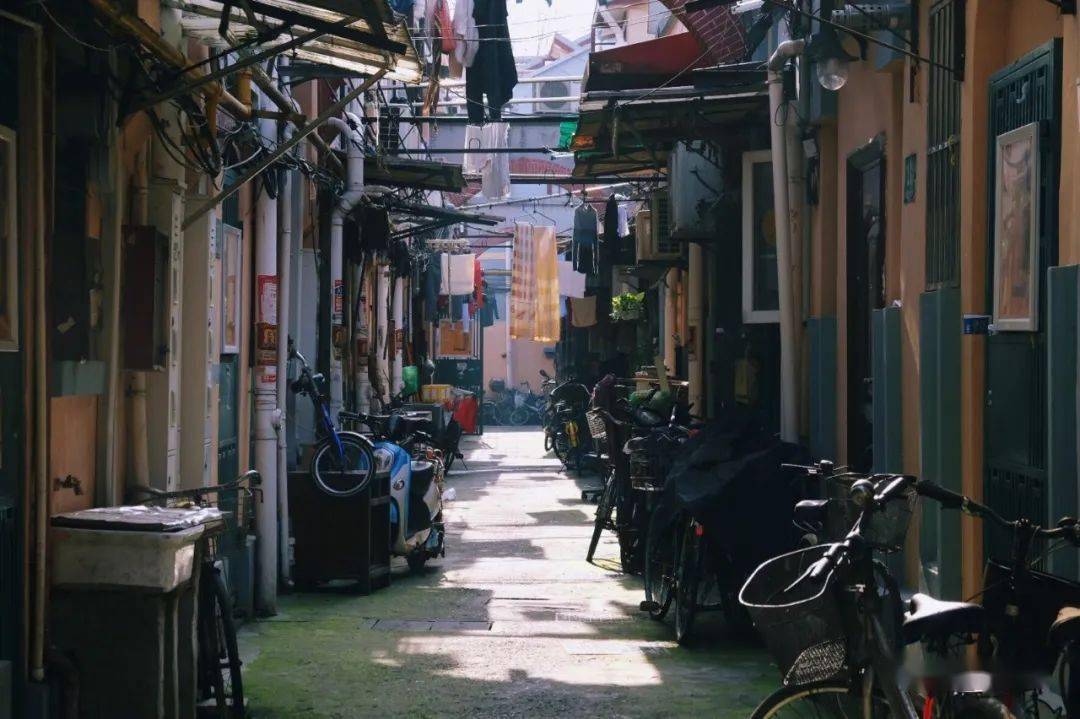 弄堂风光丨上海赋_前门