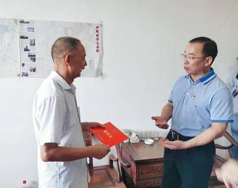 市领导为开发区的他们送上端午祝福_王成明