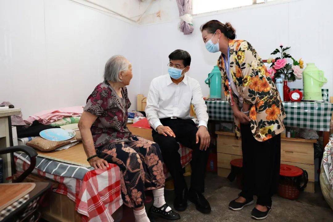 商丘副市长李建仓检查重点公共场所消防工作