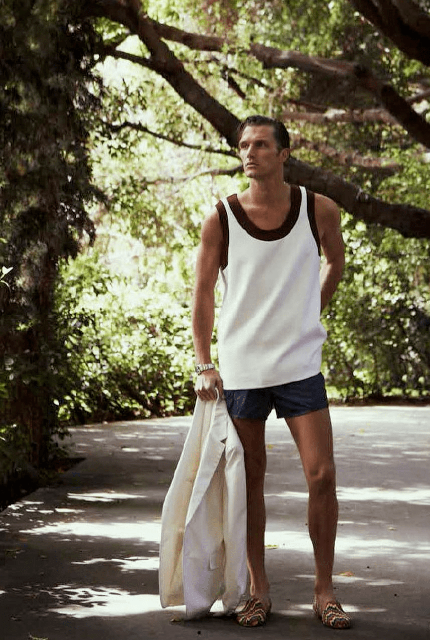 shaun dewet以高耸入云的颧骨著称,最强的能力便是硬照.