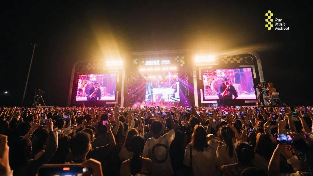 我们相信,2021青岛麦田音乐节的合作不会是昙花一现.