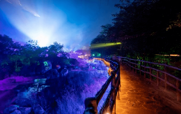 沉浸式夜游大火，什么样的景区适合开发夜游？_旅游