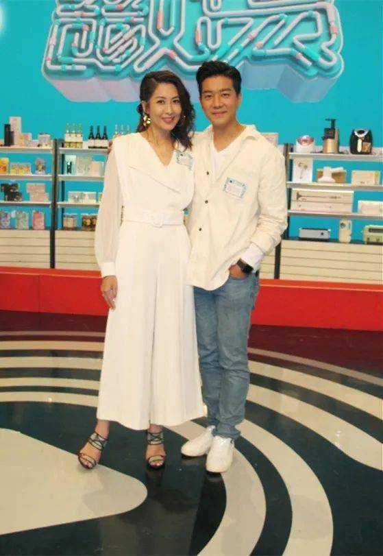 黎诺懿生日收大礼 老婆佗第2胎