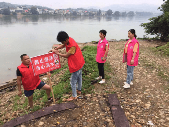 查漏补缺 浮邱山乡织密防溺水"安全网"