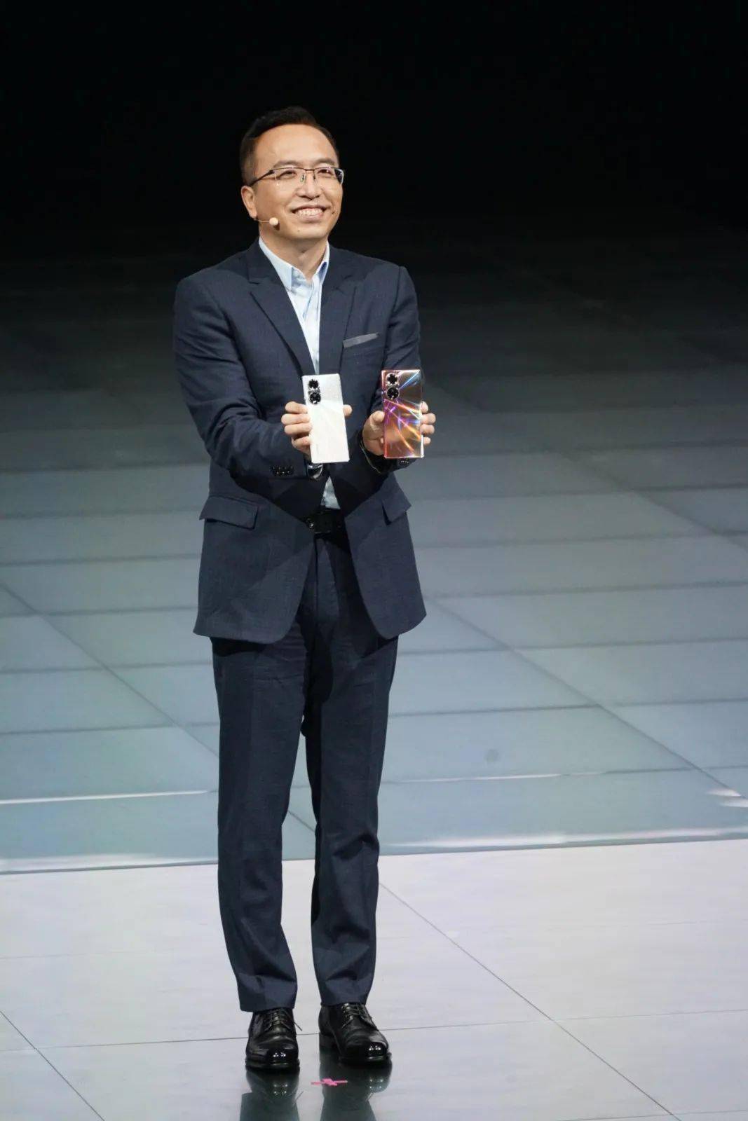 专访荣耀赵明荣耀只能自己做自己的大树