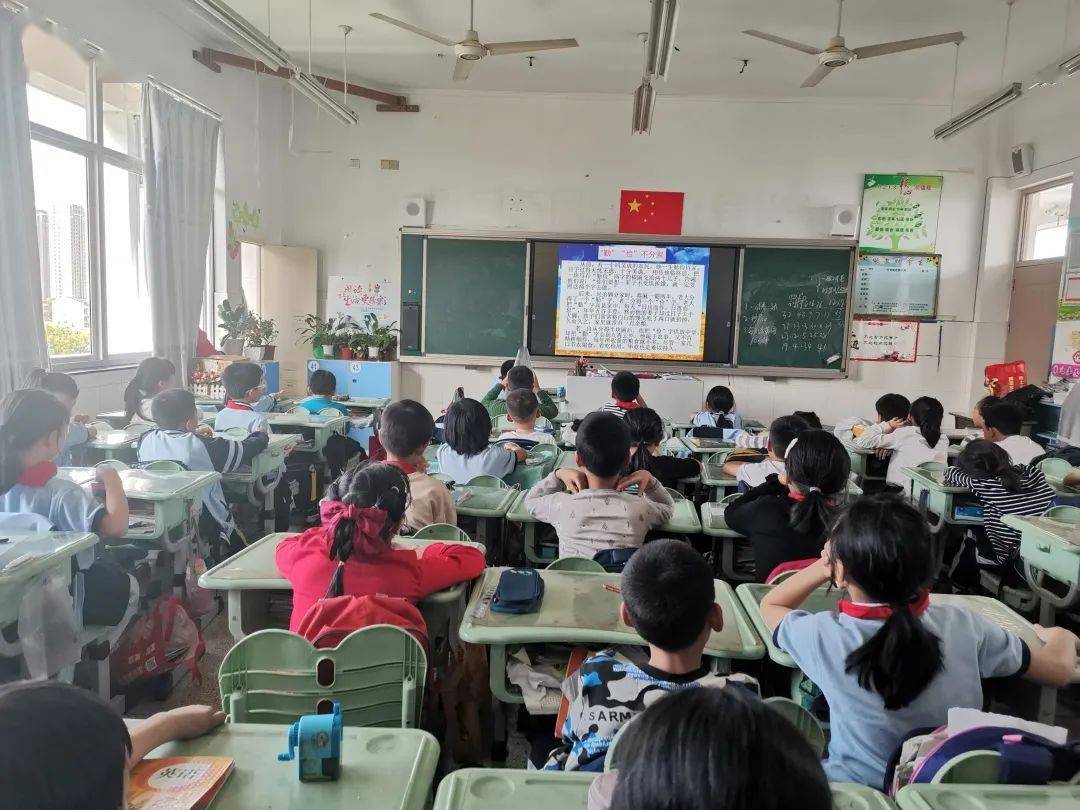 勤俭节约心向党争做光盘超级星托阳小学开展节约粮食系列活动